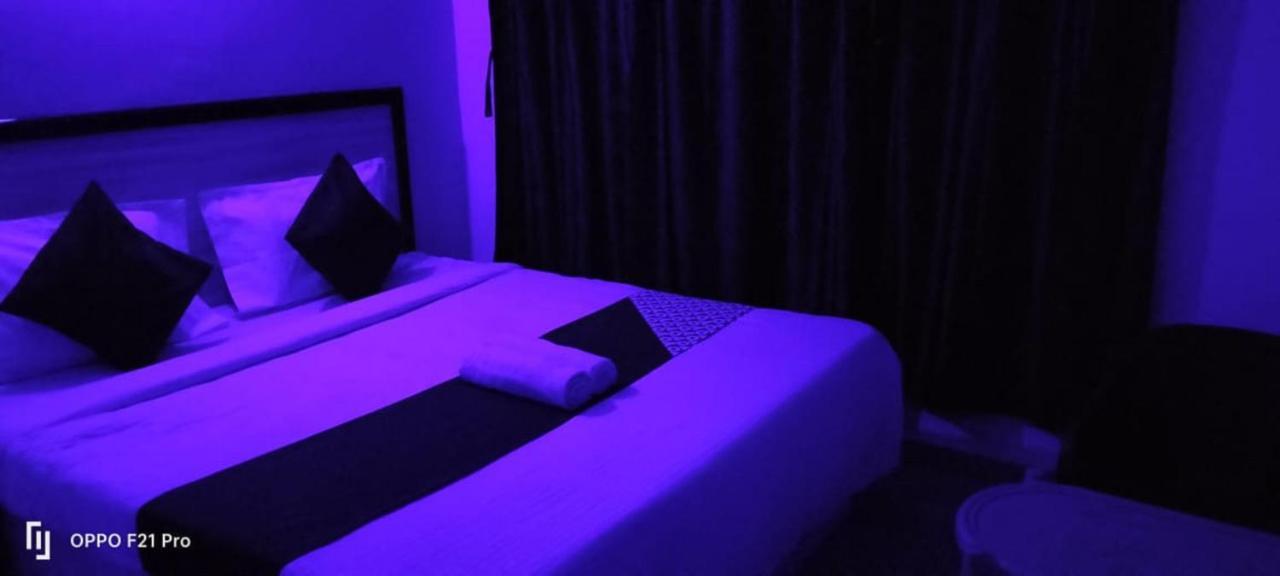 A1 Rooms Sea Gold 普里 外观 照片
